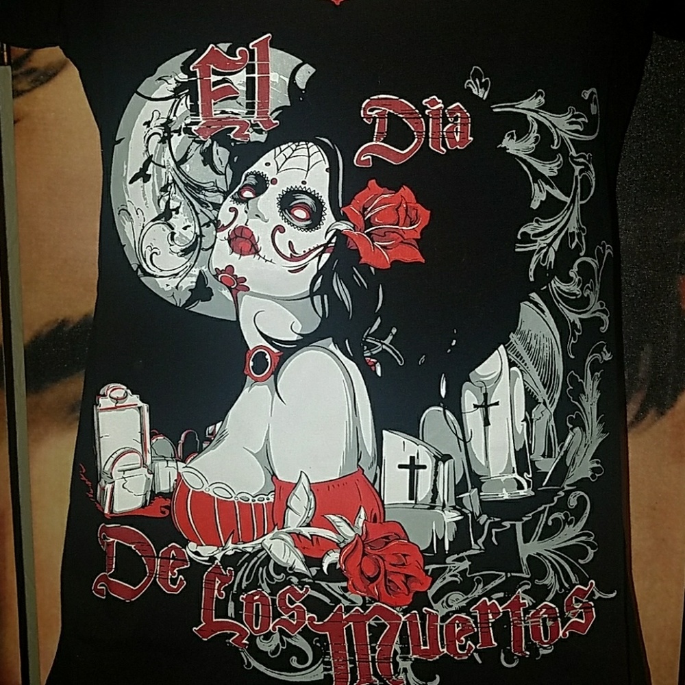Too Fast Blair Top El Dia De Los Muertos Sugar Skull Day of Dead Graveyard Woman - Picture 8 of 8